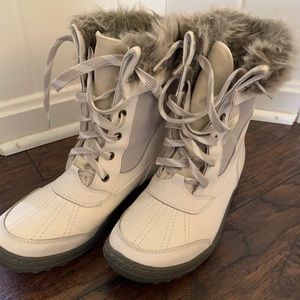 Women’s White Snow Boots
